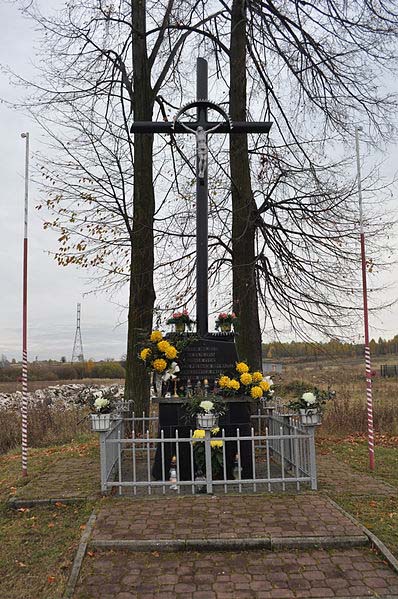Execution Memorial 1944
