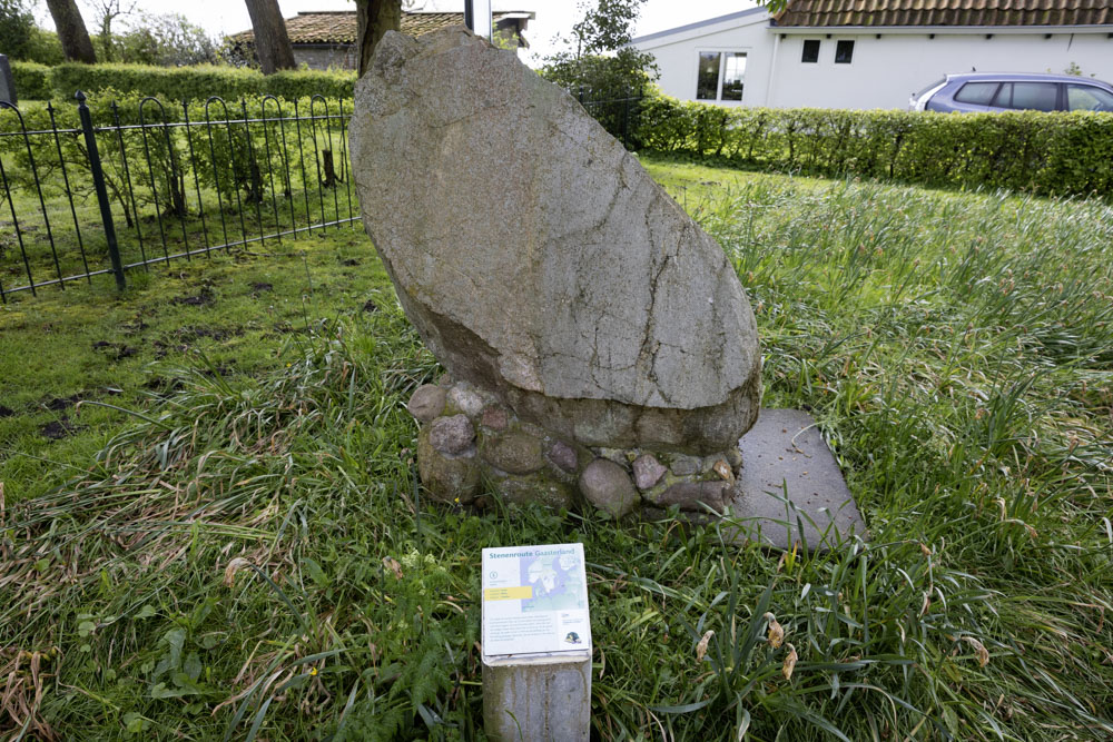 Monument Zwerfkei Mirns #4