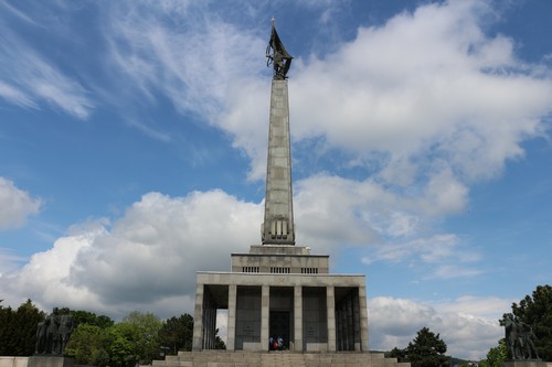 Monument Bevrijders Bratislava (Slavn)