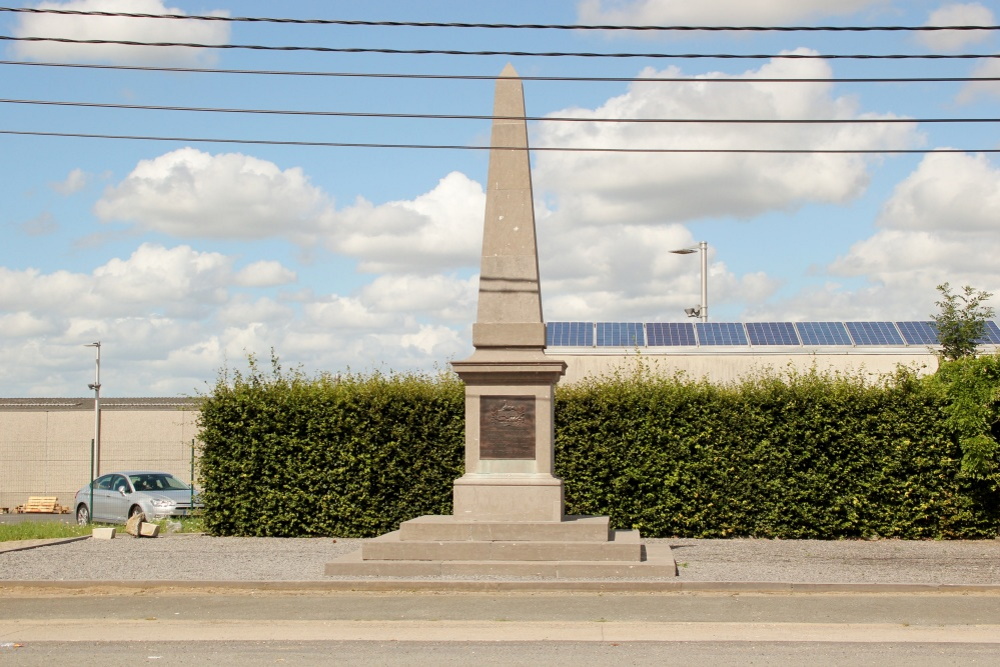Monument Gloucestershire Regiment Geluveld