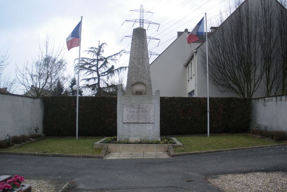 Monument Overzees Omgekomenen Igny #1