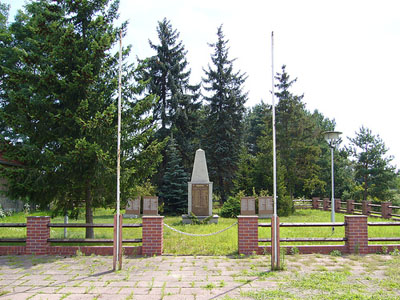 Sovjet Oorlogsbegraafplaats Gro Kris