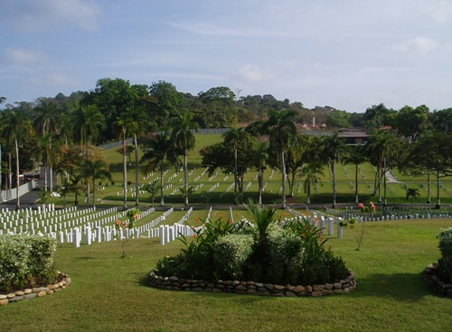 Commonwealth War Graves Corozal American Military Cemetery