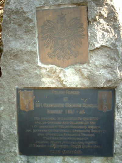 Monument 1st Independent Parachute Brigade
