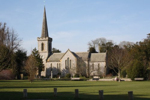 Oorlogsgraf van het Gemenebest Stanmer Churchyard