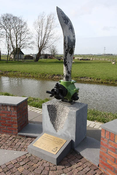 Monument Hampden P1206
