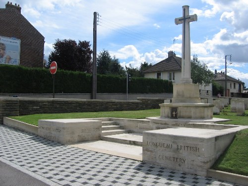 Commonwealth War Cemetery Longueau