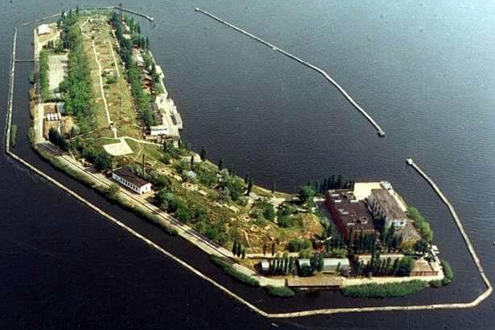 Fort Isle Pervomaisky
