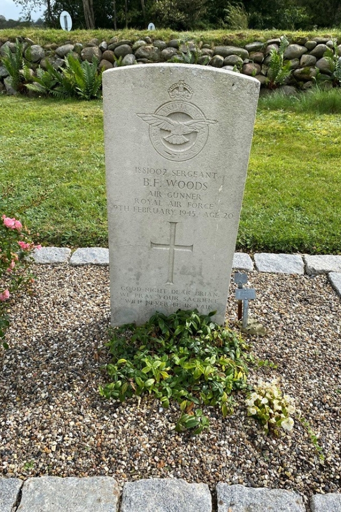 Commonwealth War Graves Husby Ulfborg #2