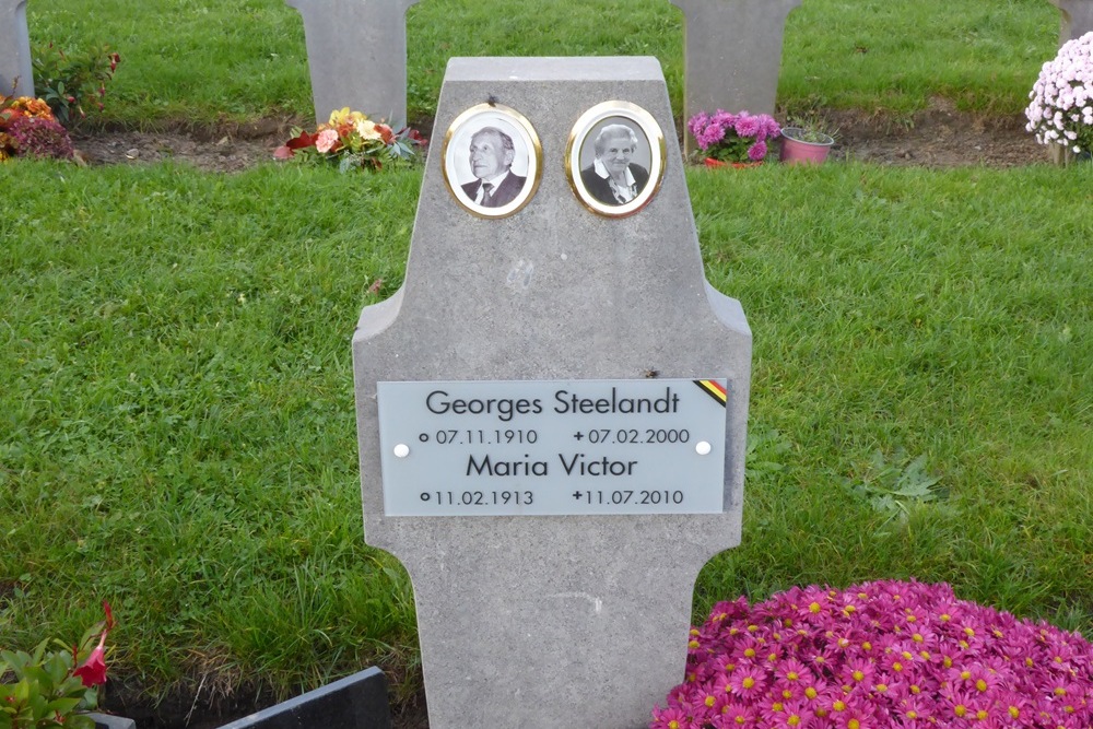 Belgian Graves Veterans Desselgem Schoendalestraat #5