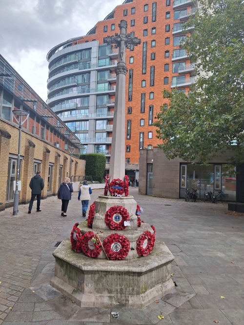 Oorlogsmonument Putney #2