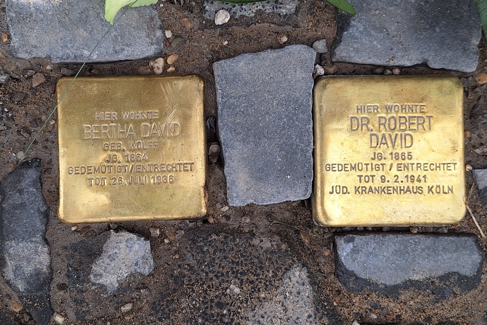 Stolpersteine Bahnstrae 45 #1