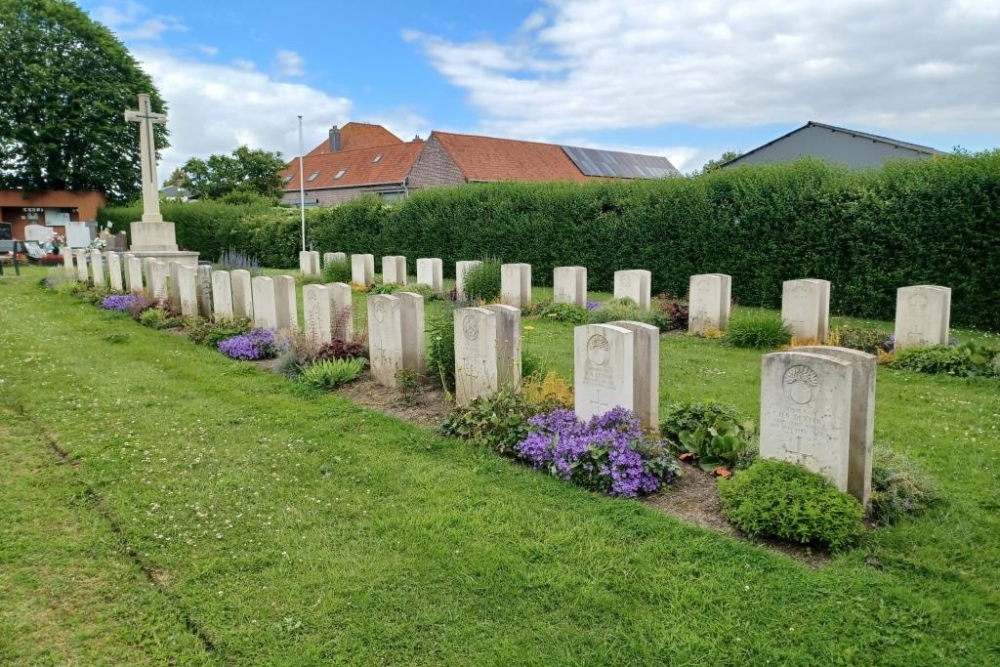 Oorlogsgraven van het Gemenebest Bas-Warneton #1