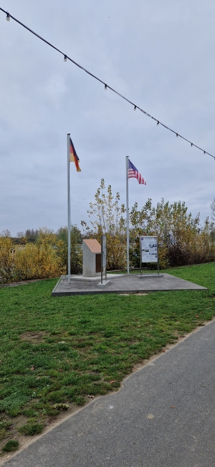 Memorial Rhine Crossing Patton's Bridge Builders #2