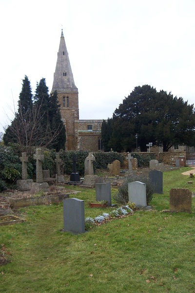 Commonwealth War Graves St Etheldreda Churchyard Extension