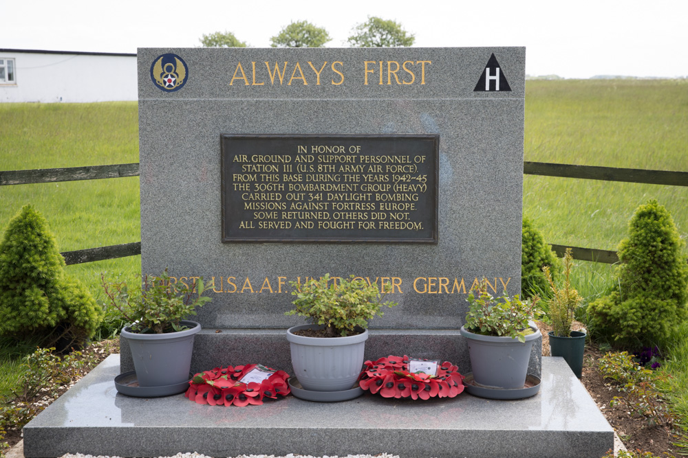 Monument USAAF 306th Bombardment Group (Heavy)