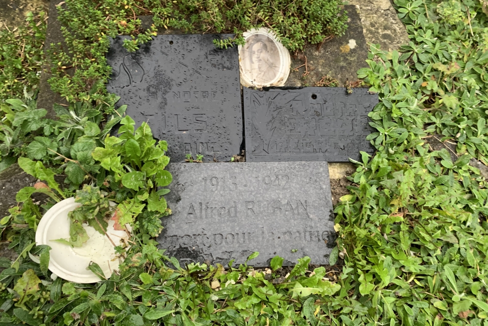 Belgian War Graves Mons #3