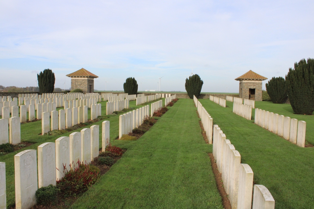 Commonwealth War Cemetery Vaulx Hill #3