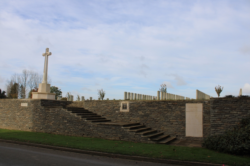 Commonwealth War Cemetery Mory Abbey