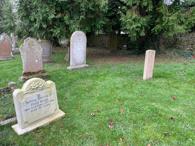 Commonwealth War Graves St. Matthew Churchyard #4