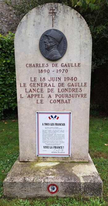 Monument Charles de Gaulle Lyons-la-Forêt #3