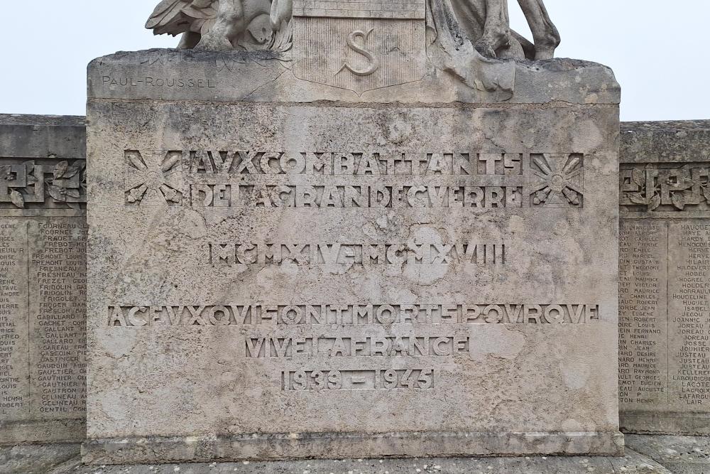 War Memorial Saumur #2