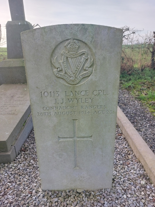 Commonwealth War Graves Grand-Fayt #4