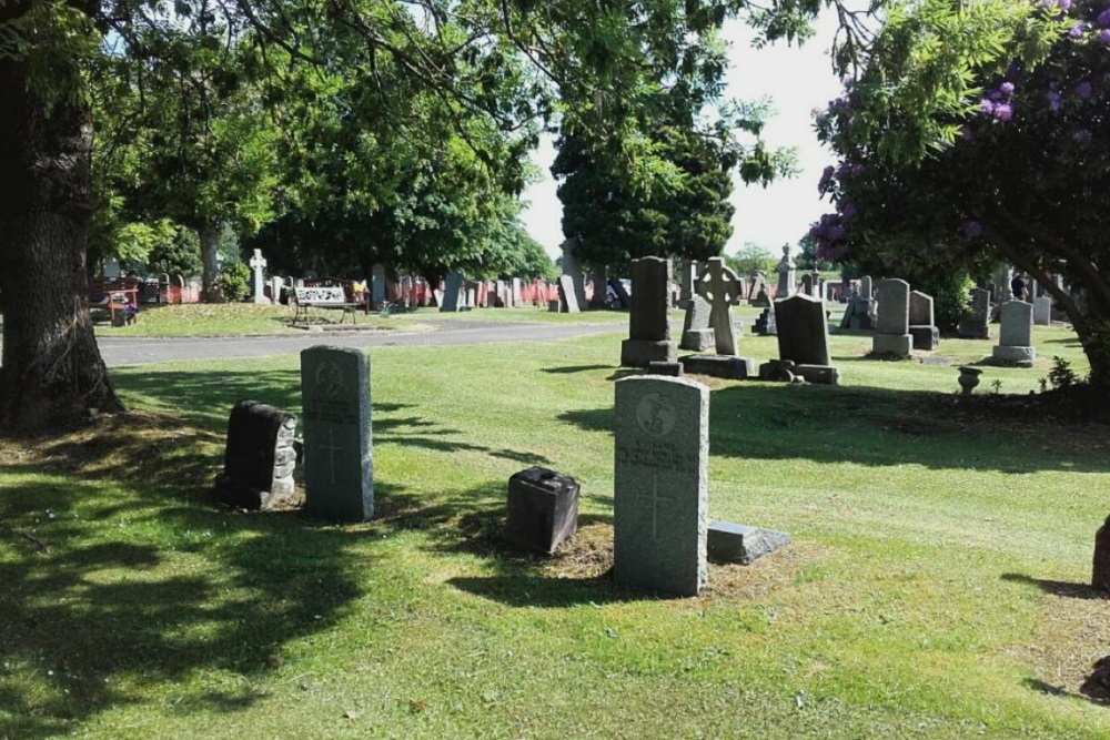 Commonwealth War Graves Bothwell Park Cemetery
