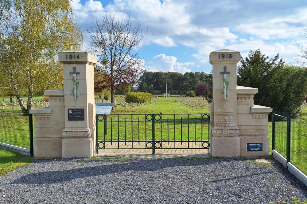 Franse Oorlogsbegraafplaats Fère-Champenoise