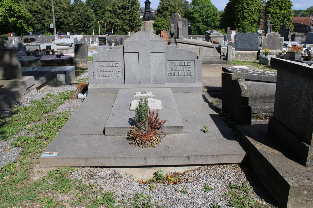 Belgian Graves Veterans Gerpinnes Old Cemetery #5