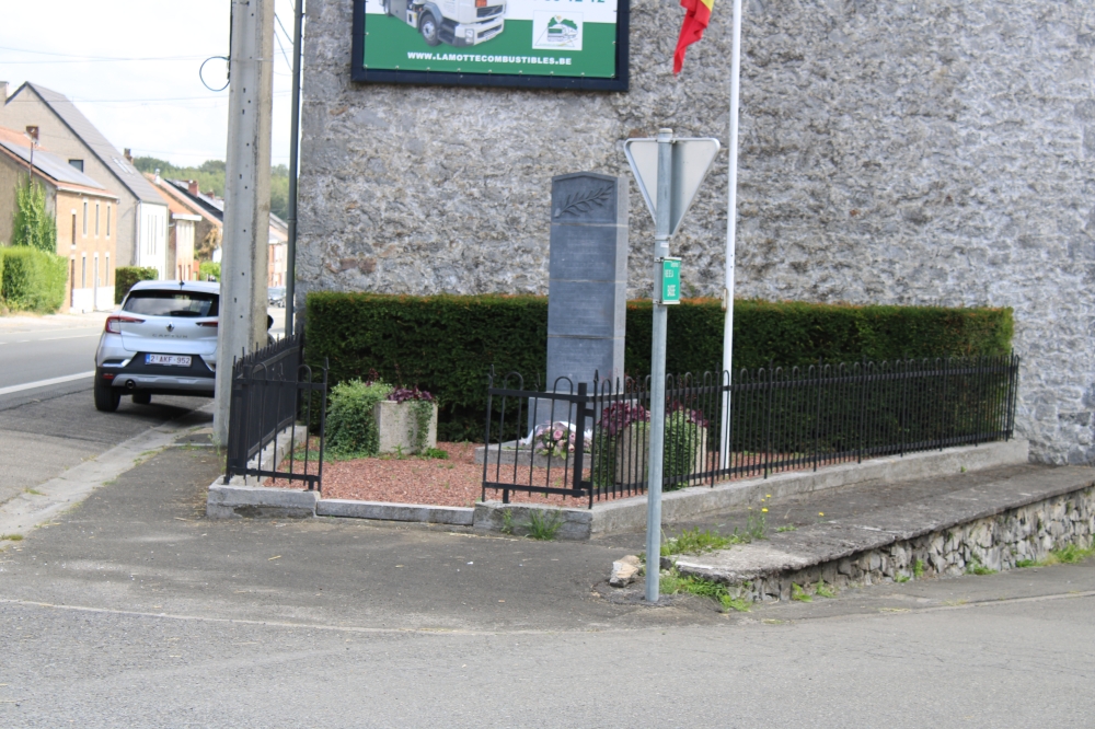 War Memorial Villers-Poterie W.W. II #1