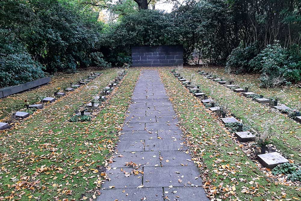 Graves German Resistance Fighters Cemetery Friedhof Ohlsdorf Hamburg