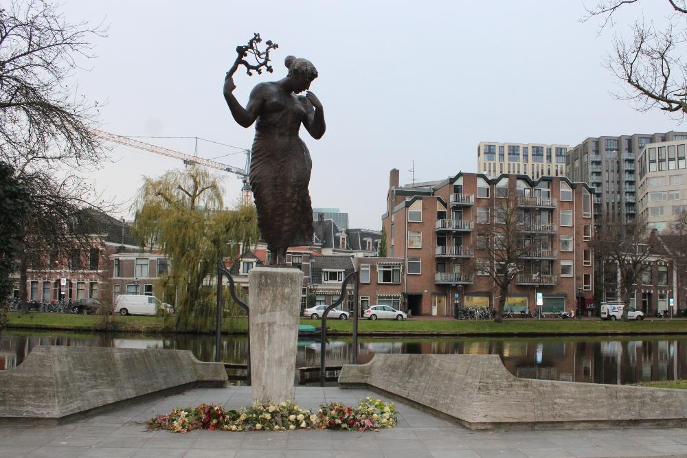 Herdenkingsmonument bij Molen 'De Valk' Leiden #1