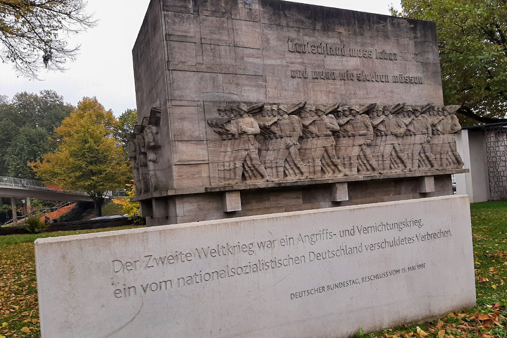 Monument 76e Infanterie-regiment #2