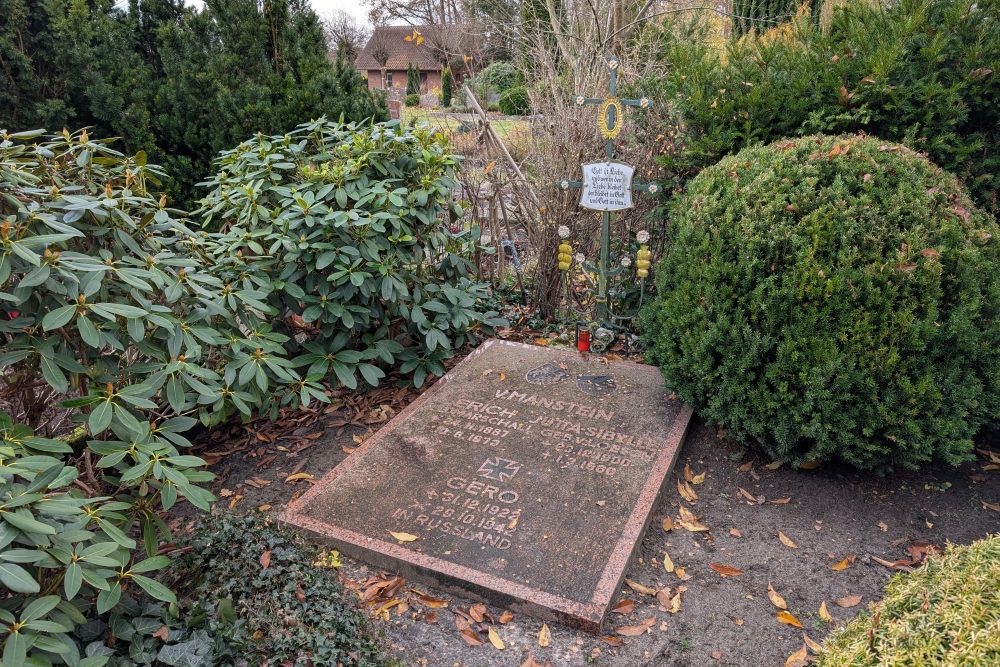 Tombstone Erich von Manstein