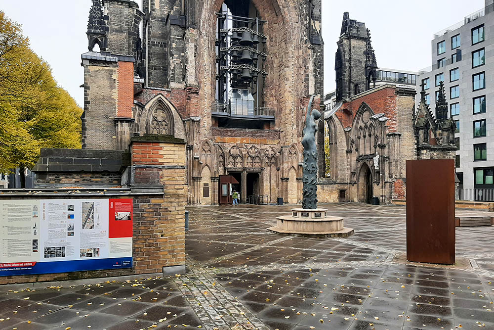 Ruins St. Nikolai Church #4