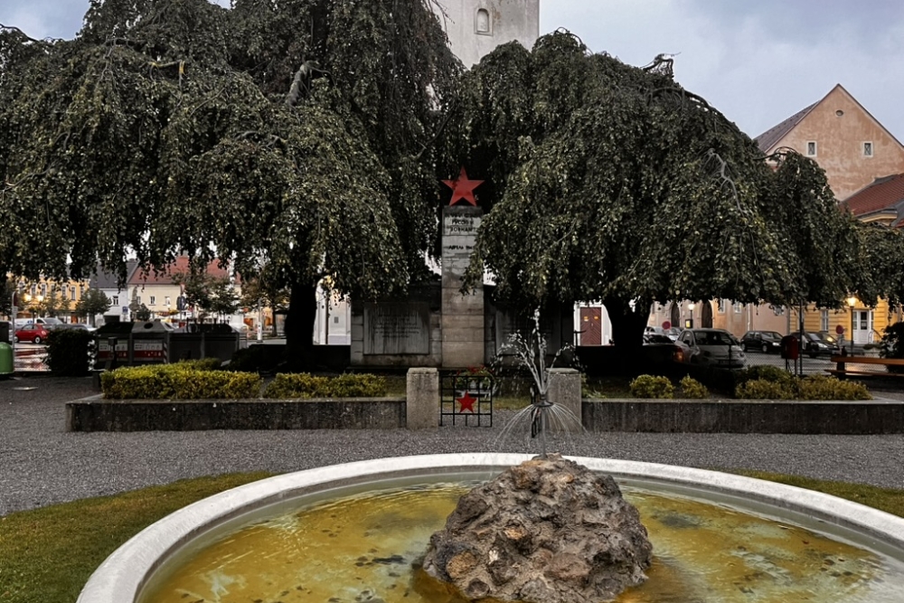 Monument Rode Leger Bruck an der Leitha #2