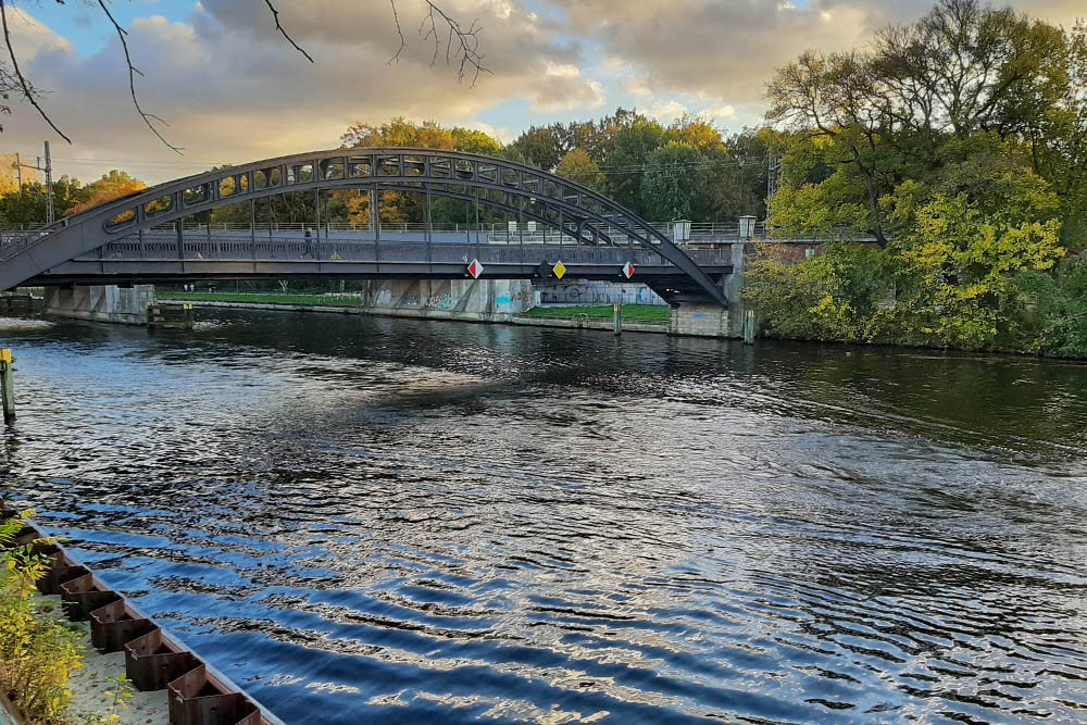 Gerickesteg Bridge Berlin #2