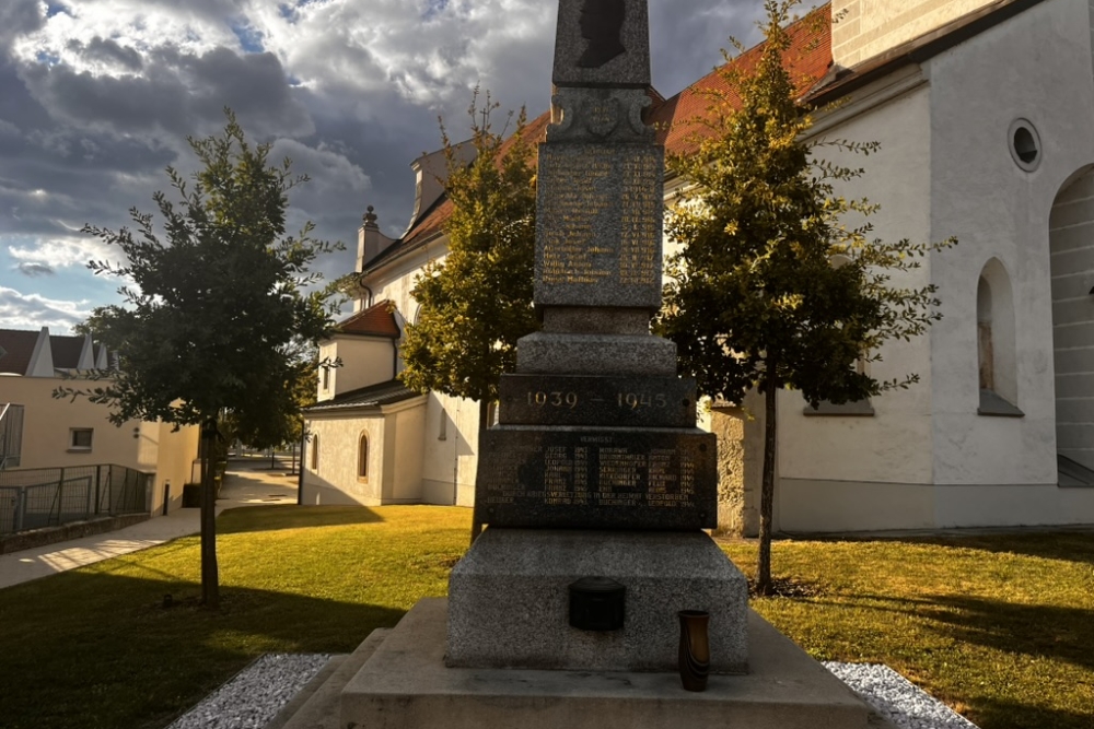 Gedenkteken Gesneuvelden Enzersdorf an der Fischa #3