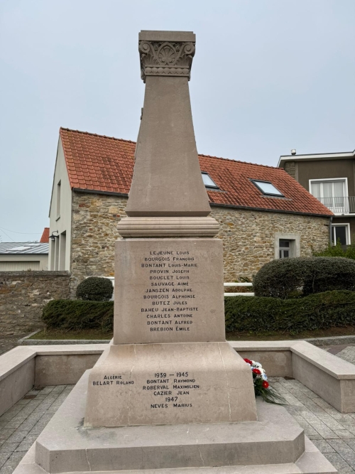 War Memorial Ambleteuse #4