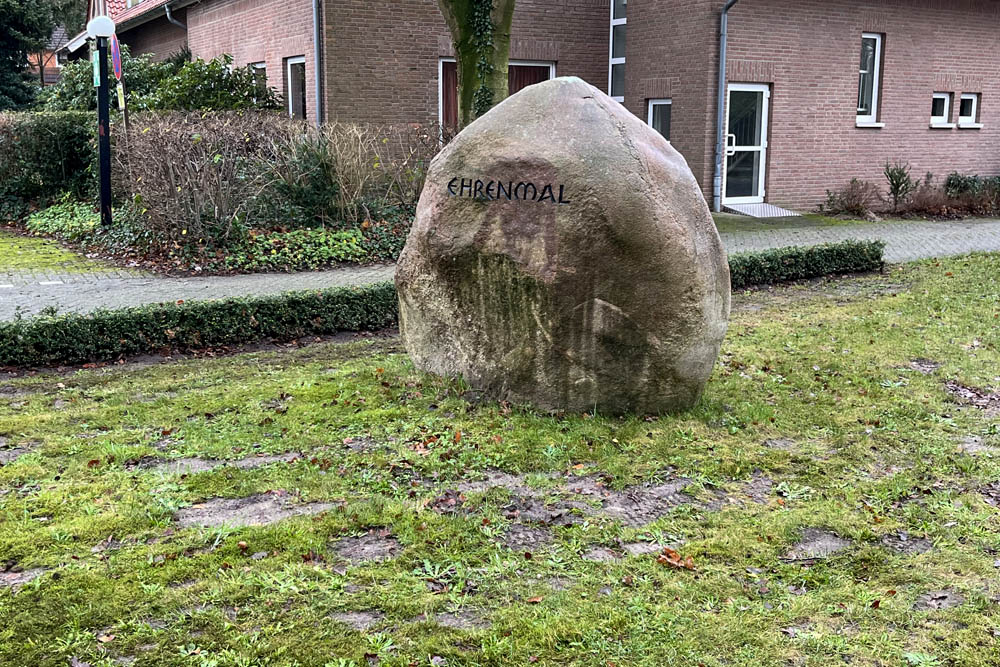 War Memorial Holthausen #3