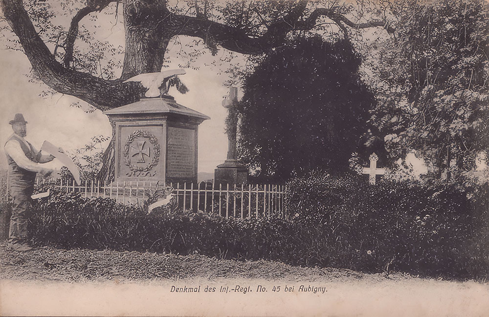 Duits monument van het 8e Oost-Pruisische infanterieregiment nr. 45 en oorlogsbegraafplaats bij kasteel Aubigny #2