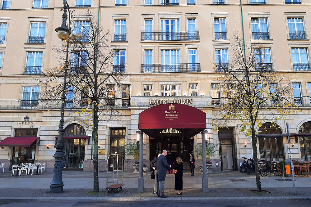 Hotel Adlon #2