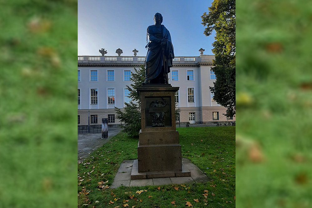 Statue of Ludwig Yorck von Wartenburg #2