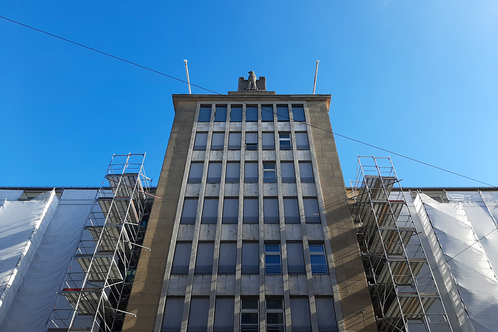 Arbeidsbureau Friedrichstraße #1