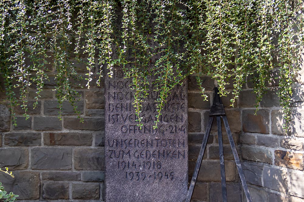 Oorlogsmonument Eich #2