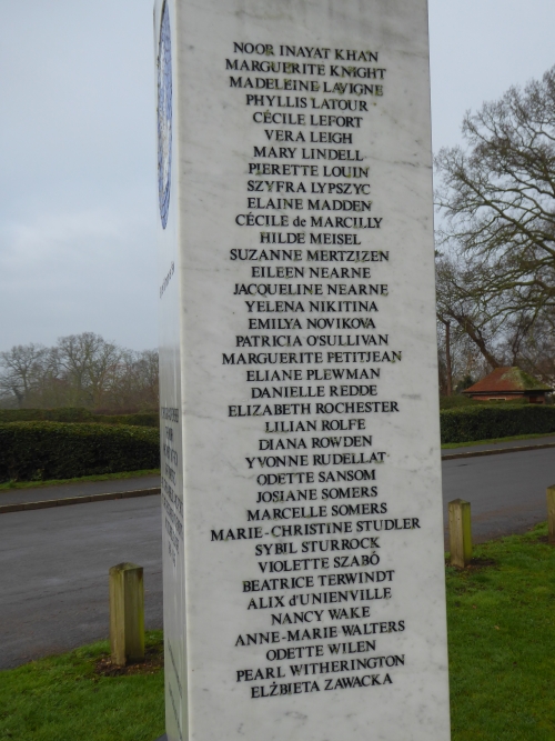 Monument Vrouwelijke SOE Agenten & Special Duties Squadrons Tempsford #4