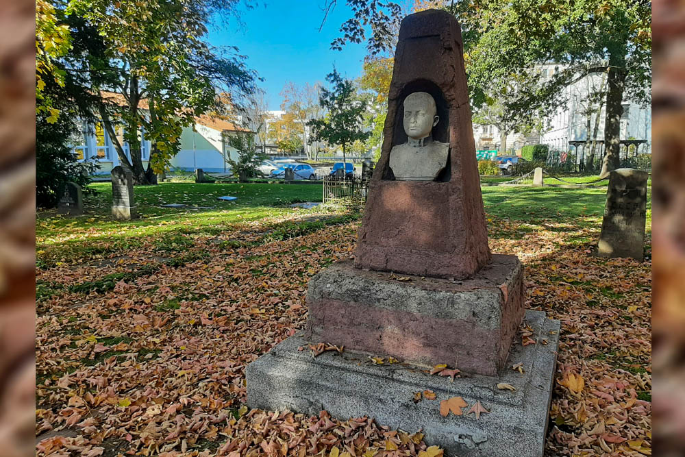 Soviet War Cemetery Magdeburg #4