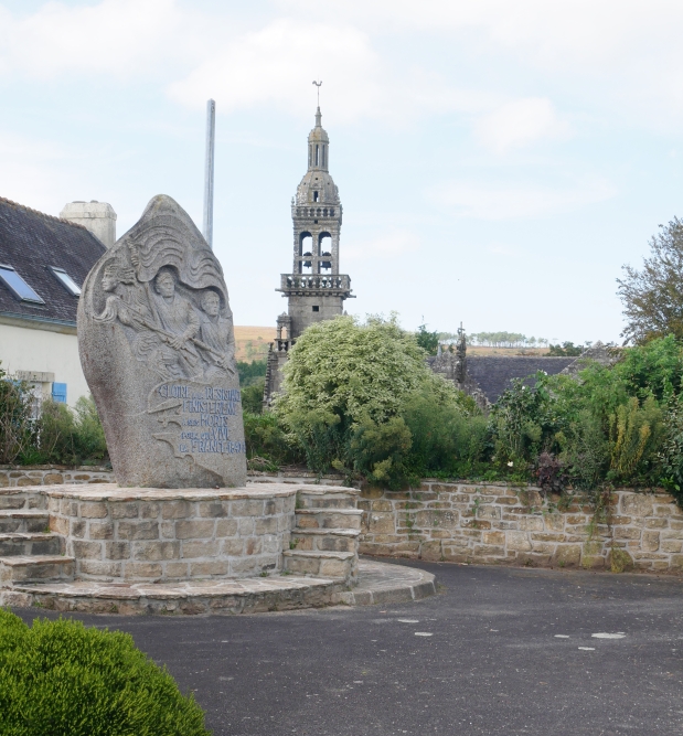 Monument Verzet Finistre Sainte-Marie-du-Mnez-Hom #2