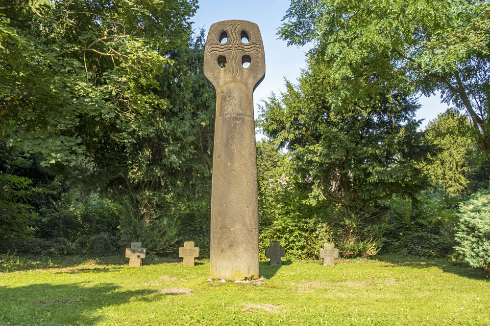 Duitse Oorlogsgraven Burgbrohl #1